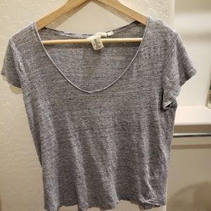 H&M grey shirt
